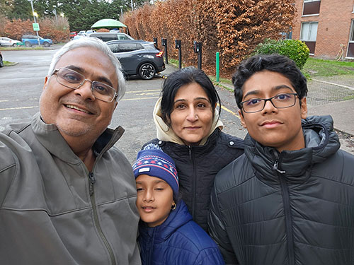 Sumit, Aanya, Tanu and Aryan Mehra together